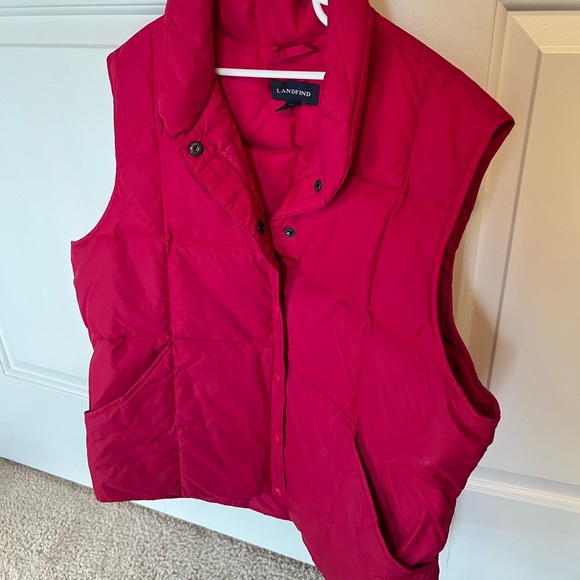 Lands End Quilted Vest - Picture 7 of 7